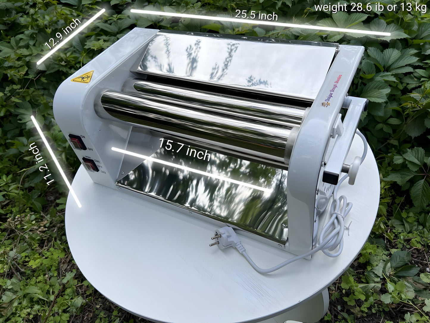 Professional small electric dough sheeter machine, 15.7" 220/110 volt, kitchen appliances, bakery equipment
