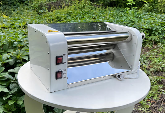 Professional small electric dough sheeter machine, 15.7" 220/110 volt, kitchen appliances, bakery equipment